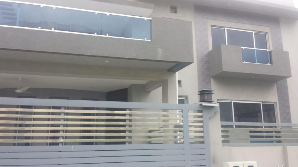 Zaib Guest House E-11 イスラマバード エクステリア 写真