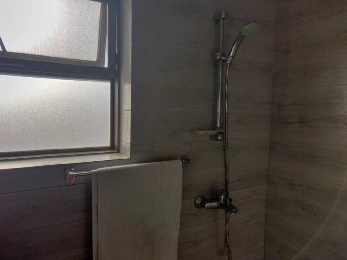Zaib Guest House E-11 イスラマバード エクステリア 写真